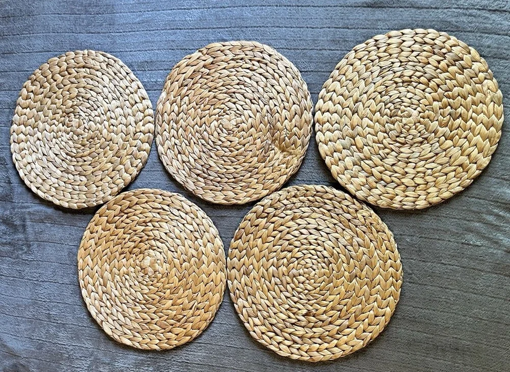 5pcs Round Water Hyacinth Woven Placemats Braided Straw Mats 13.25 Inches